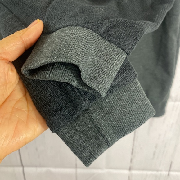 200. Vero moda sweatshirt size S - Picture 3 of 5